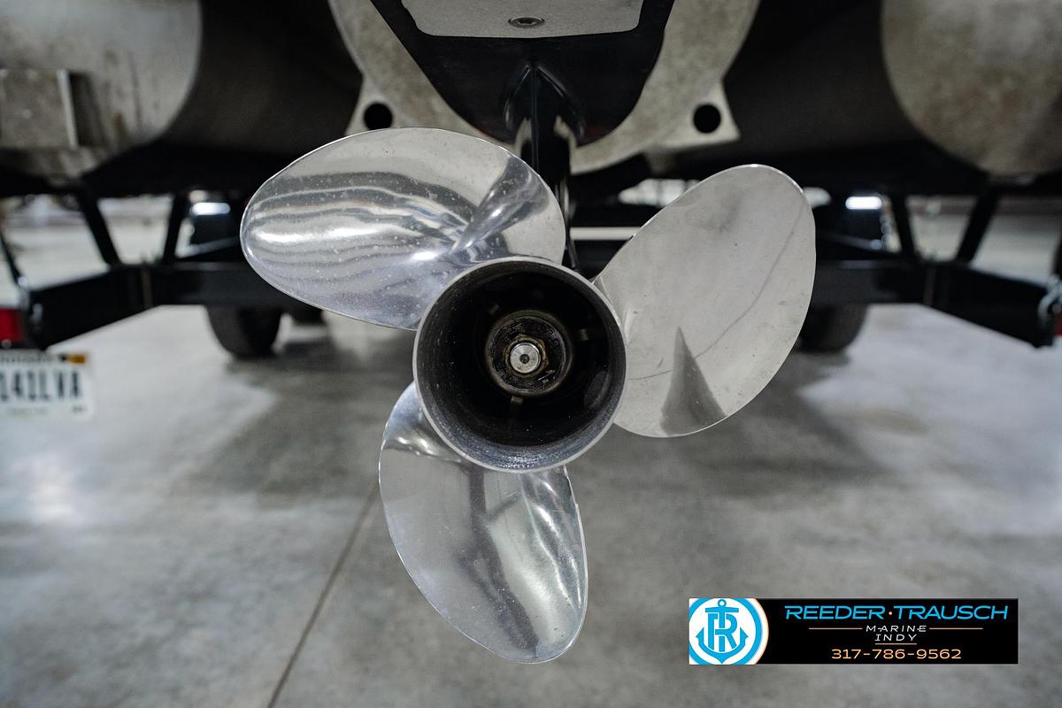 Used 2023 Bennington 23 LSR