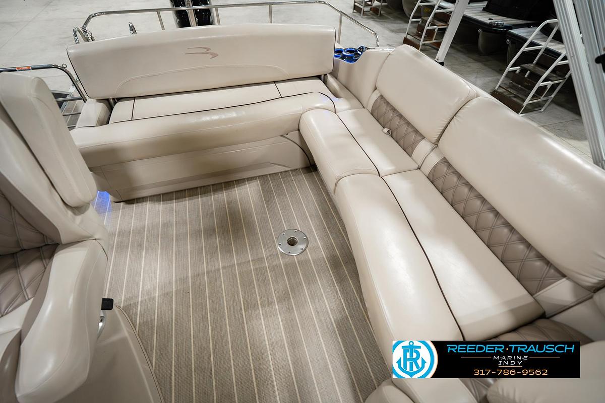Used 2016 Bennington 2375 RSB