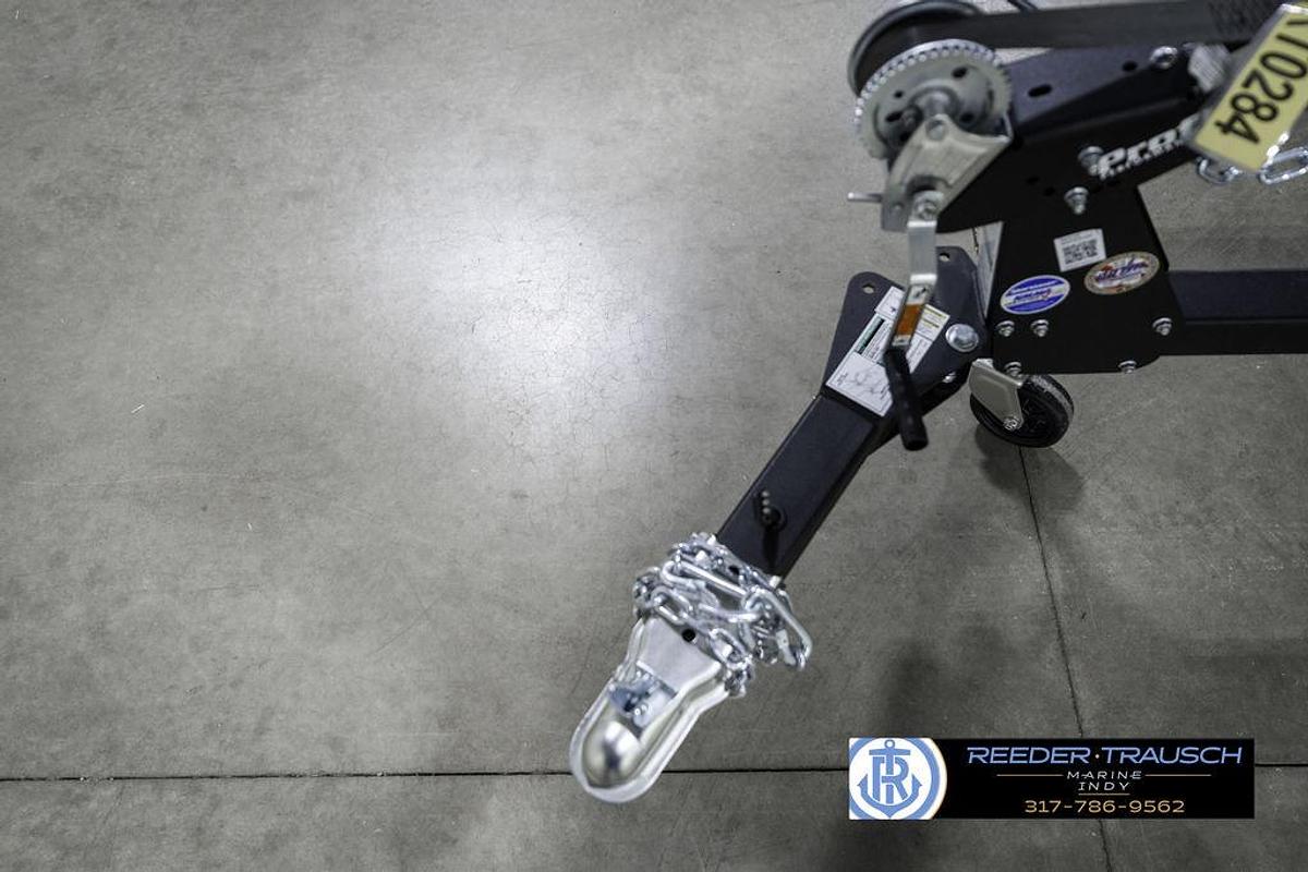 2025 Lund 1775 Pro Guide