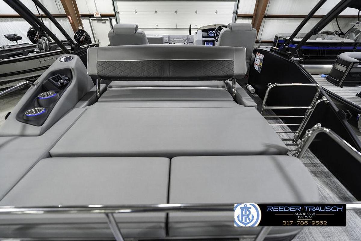 2025 Bennington 23 LTSB