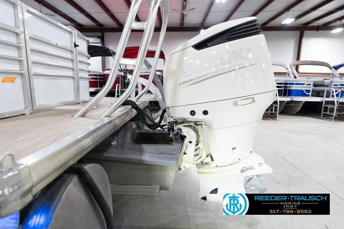 Used 2020 Leisure Craft 2435 LX