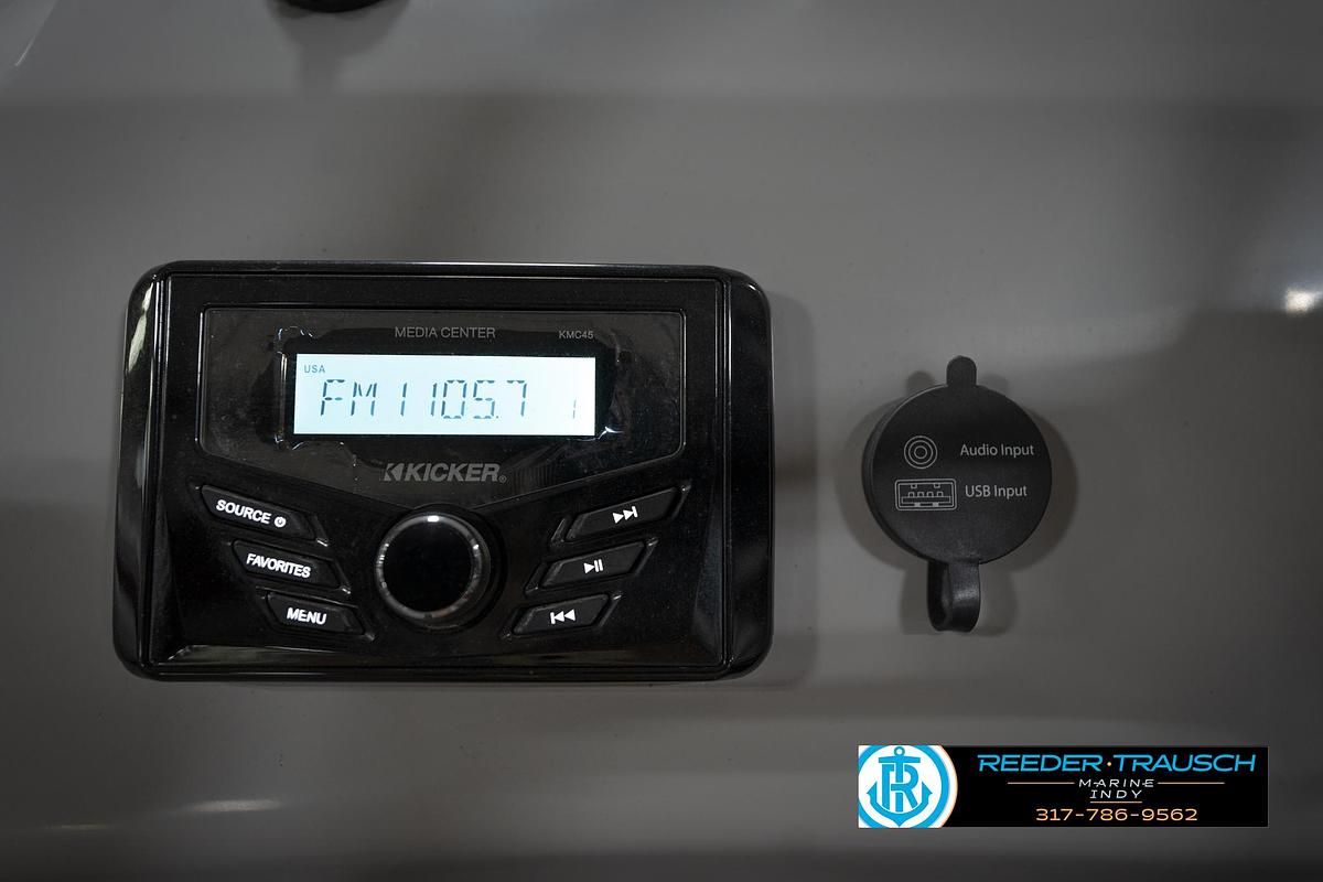 Used 2021 Bennington 20 SVSR