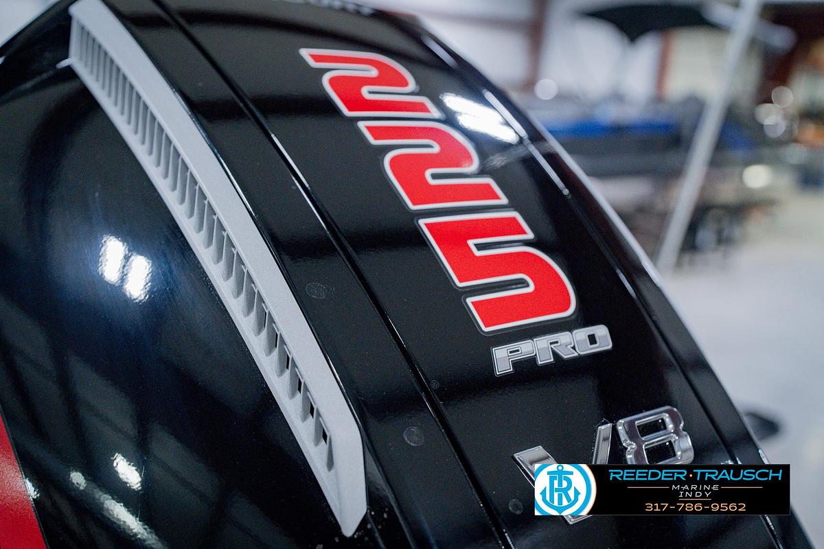 2026 Lund 1975 Pro V Sport