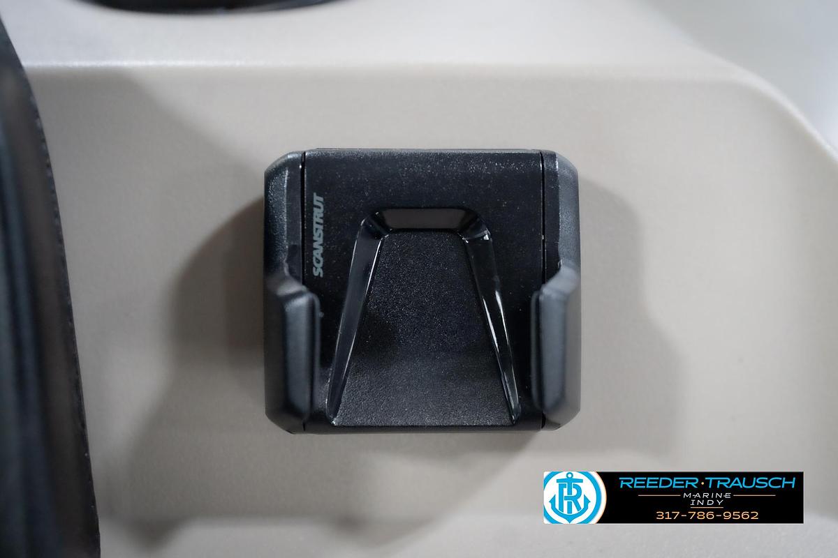 2026 Bennington 21 SLJ