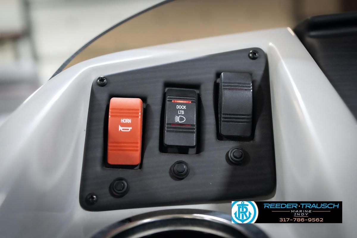 Used 2023 Bennington 20 SV