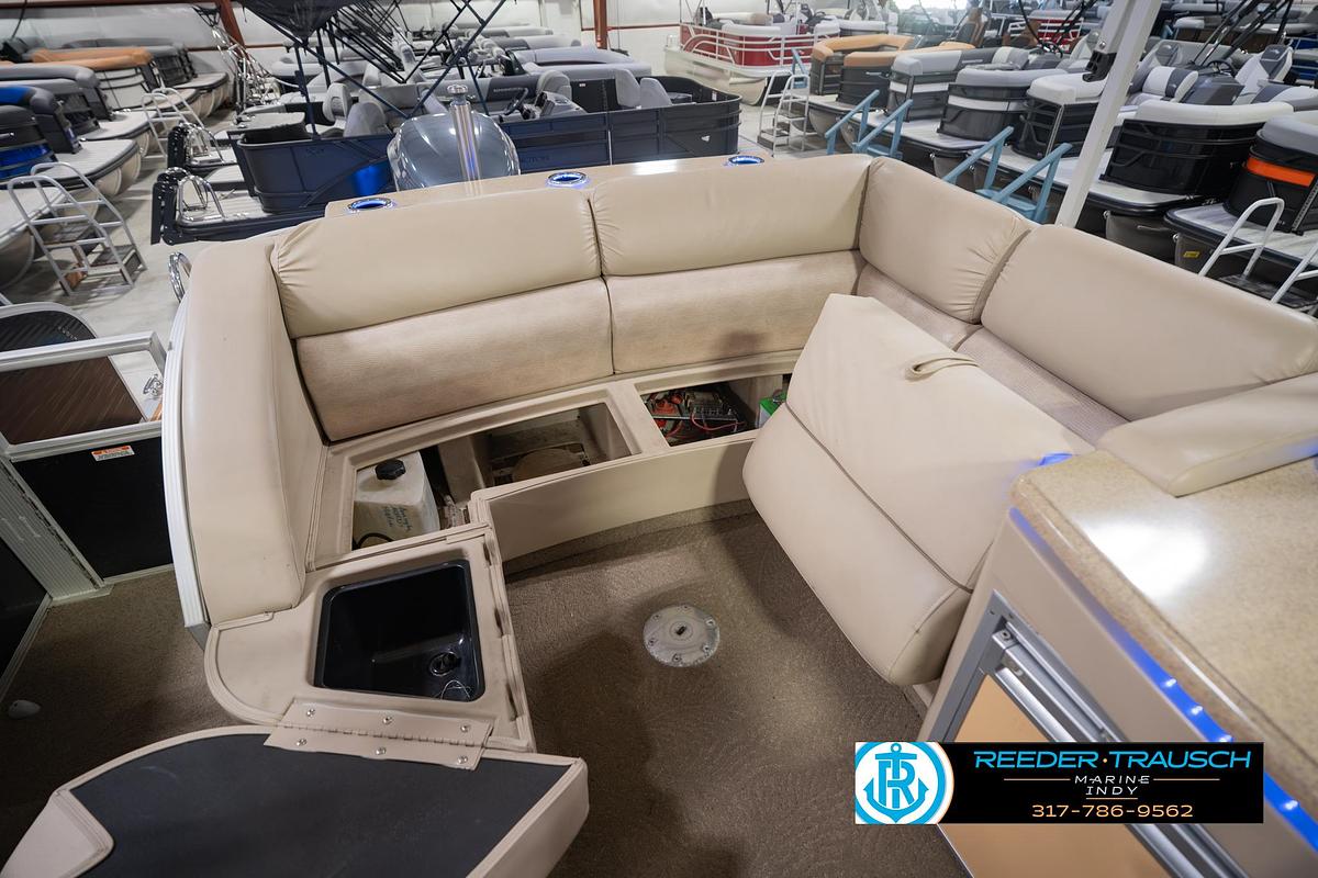 Used 2014 Bennington 2550 RCB