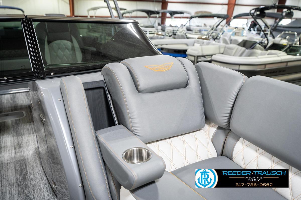 2025 Bennington 25 QSBW