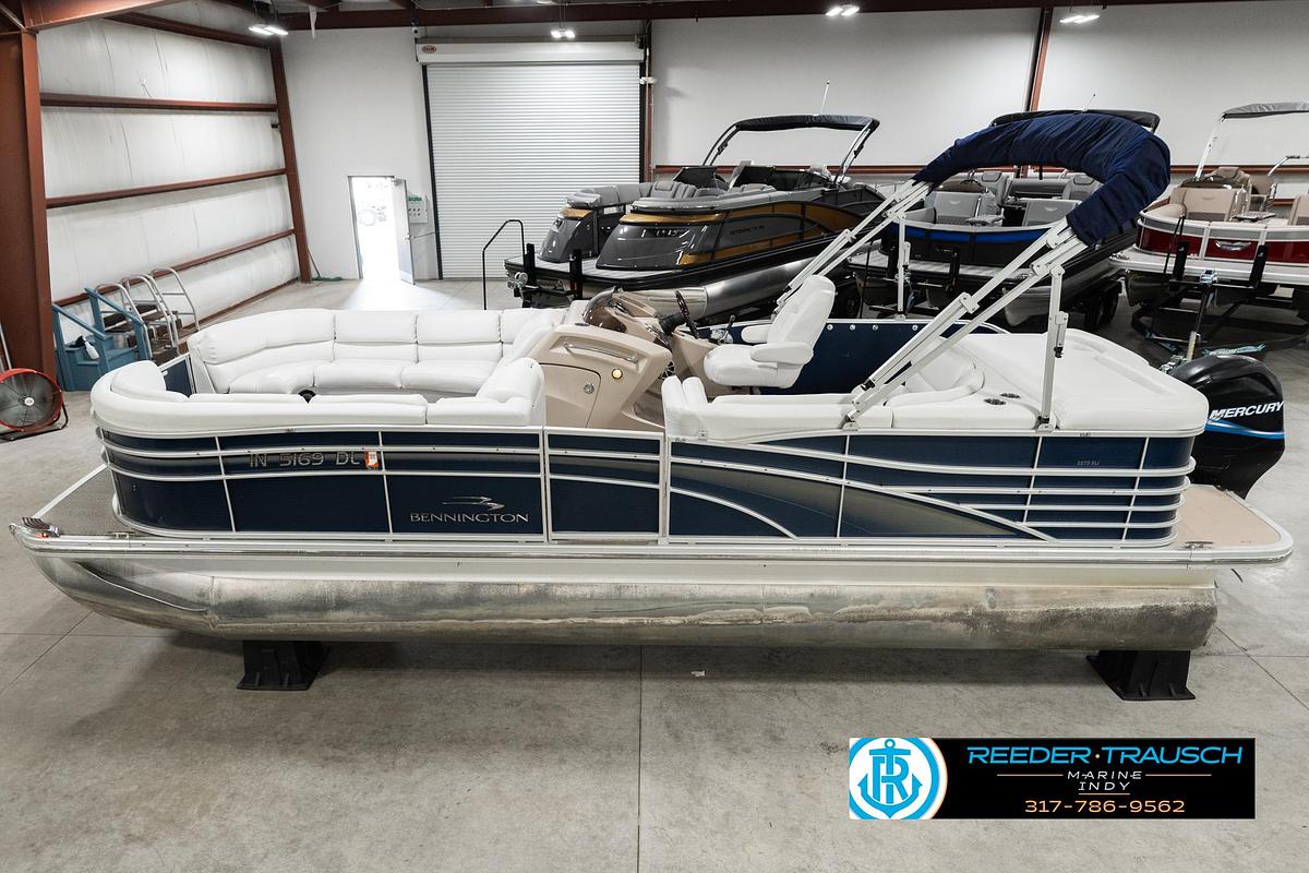 Used 2011 Bennington 2274 RCL