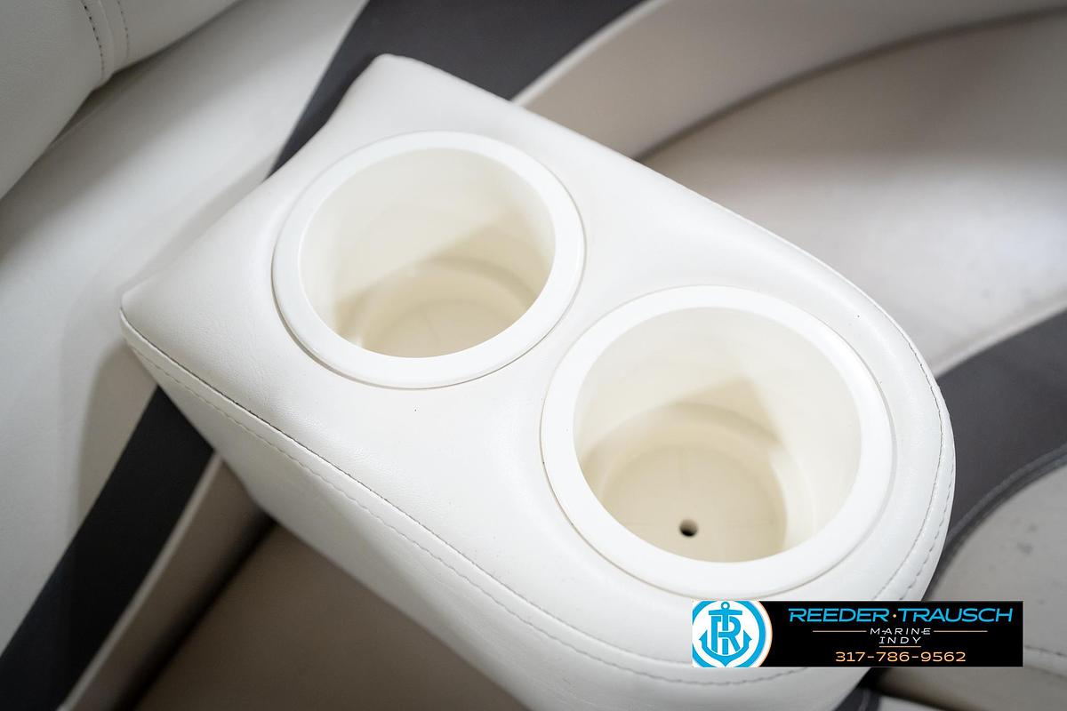 Used 2003 Bennington 2050 RL