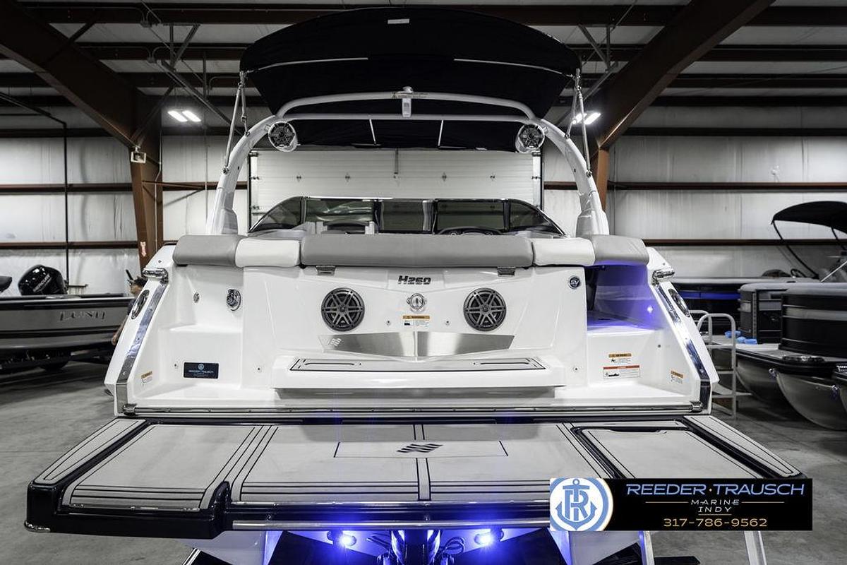 Used 2021 Four Winns H260