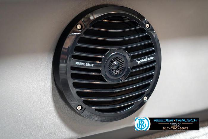 2025 Bennington 21 S