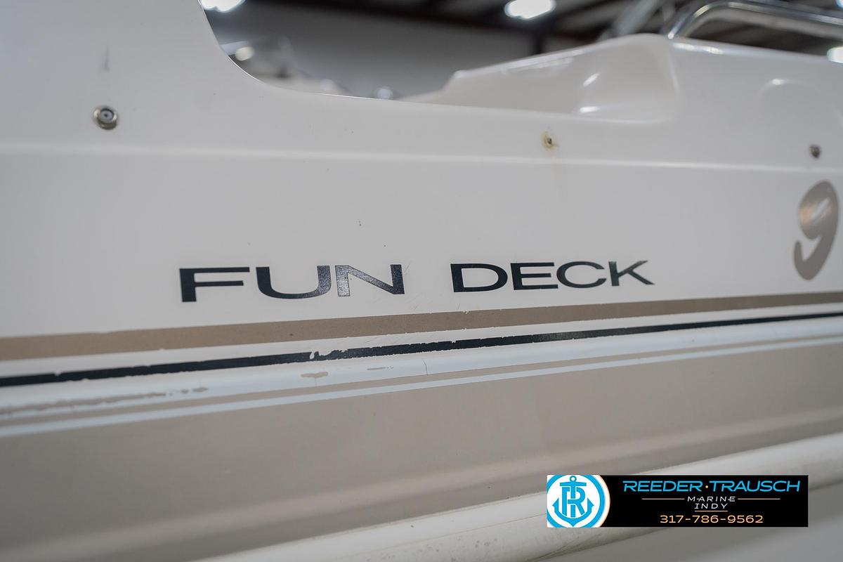 Used 2002 Hurricane SS232