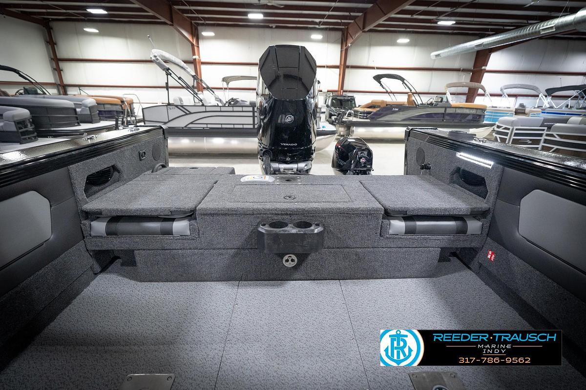 2026 Lund 2275 Baron