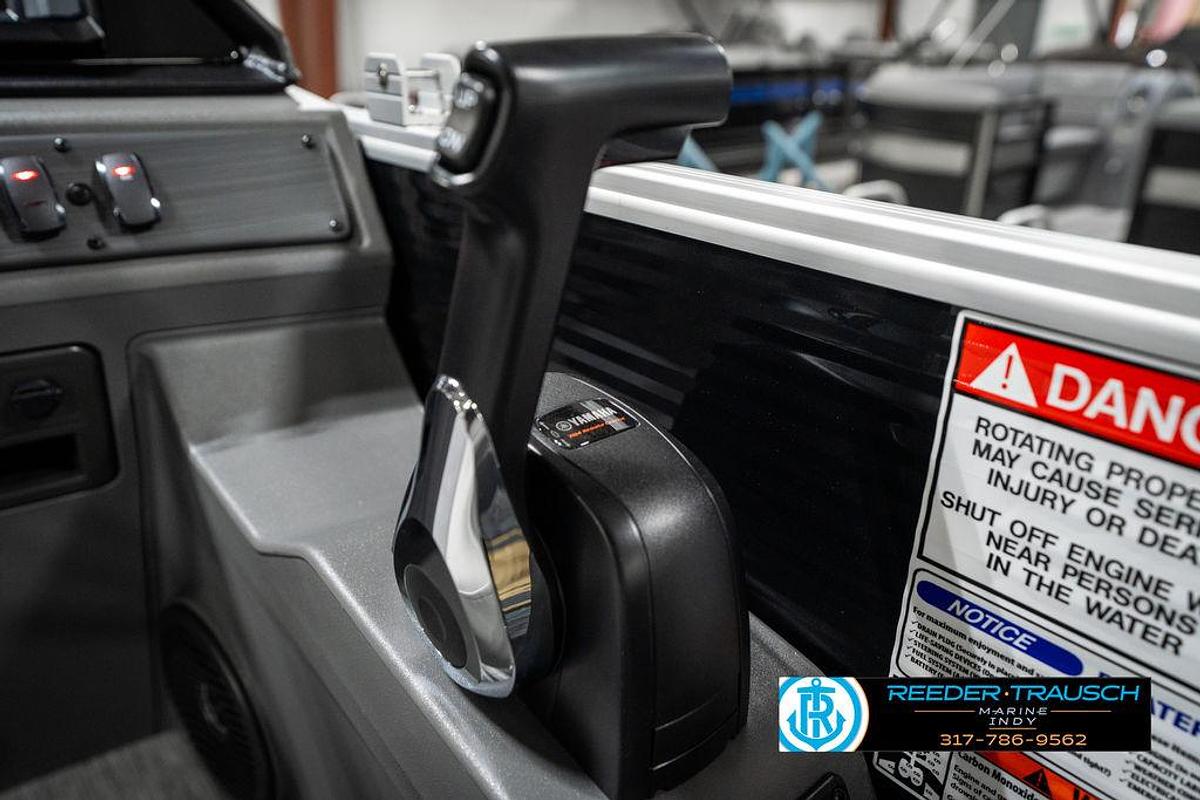 2025 Bennington 22 SSB