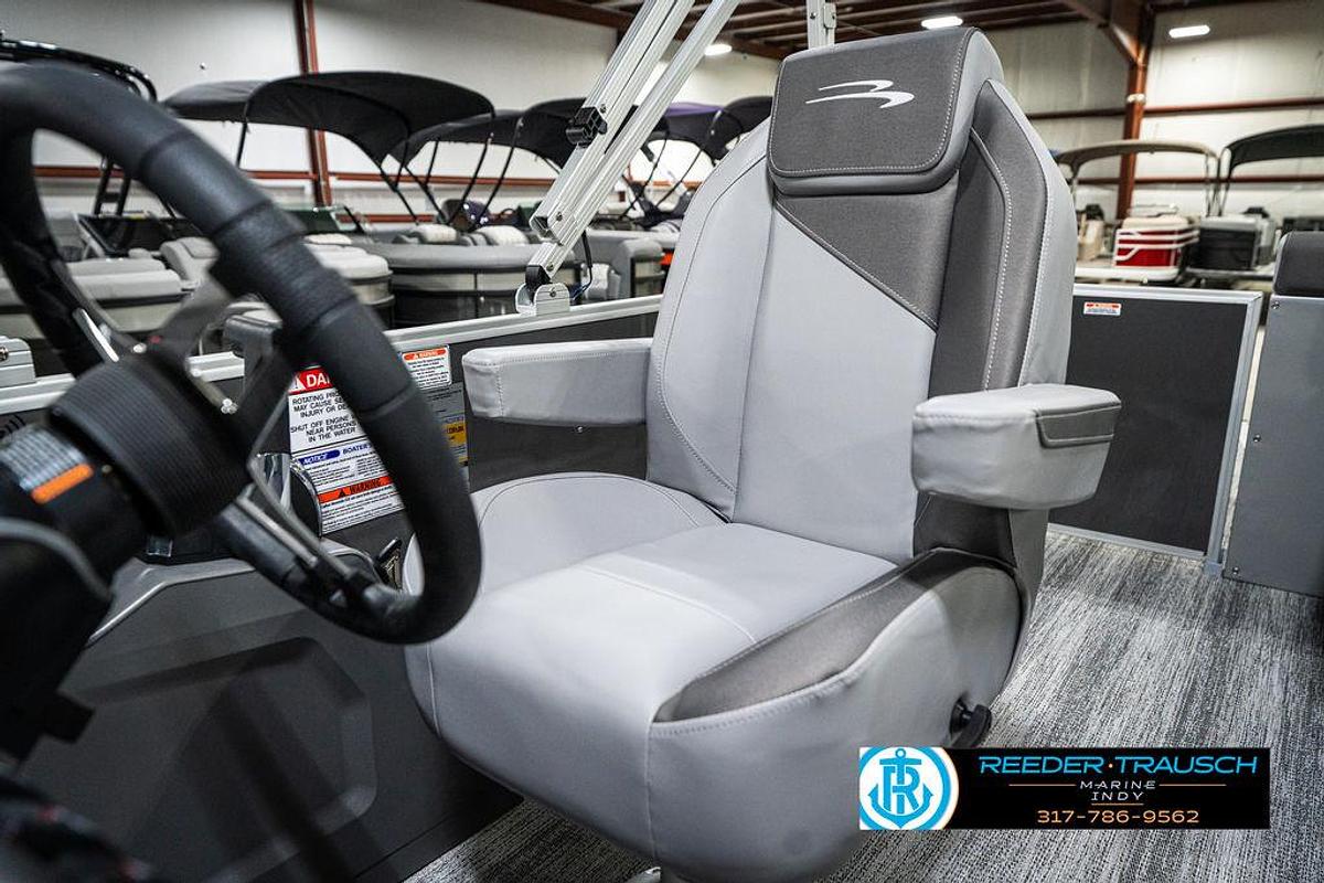 2025 Bennington 21 SLJ