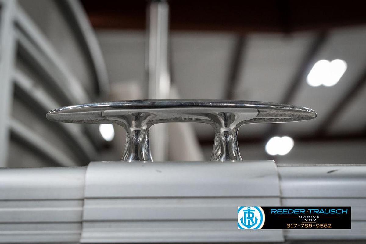 Used 2014 Bennington 25 RCB