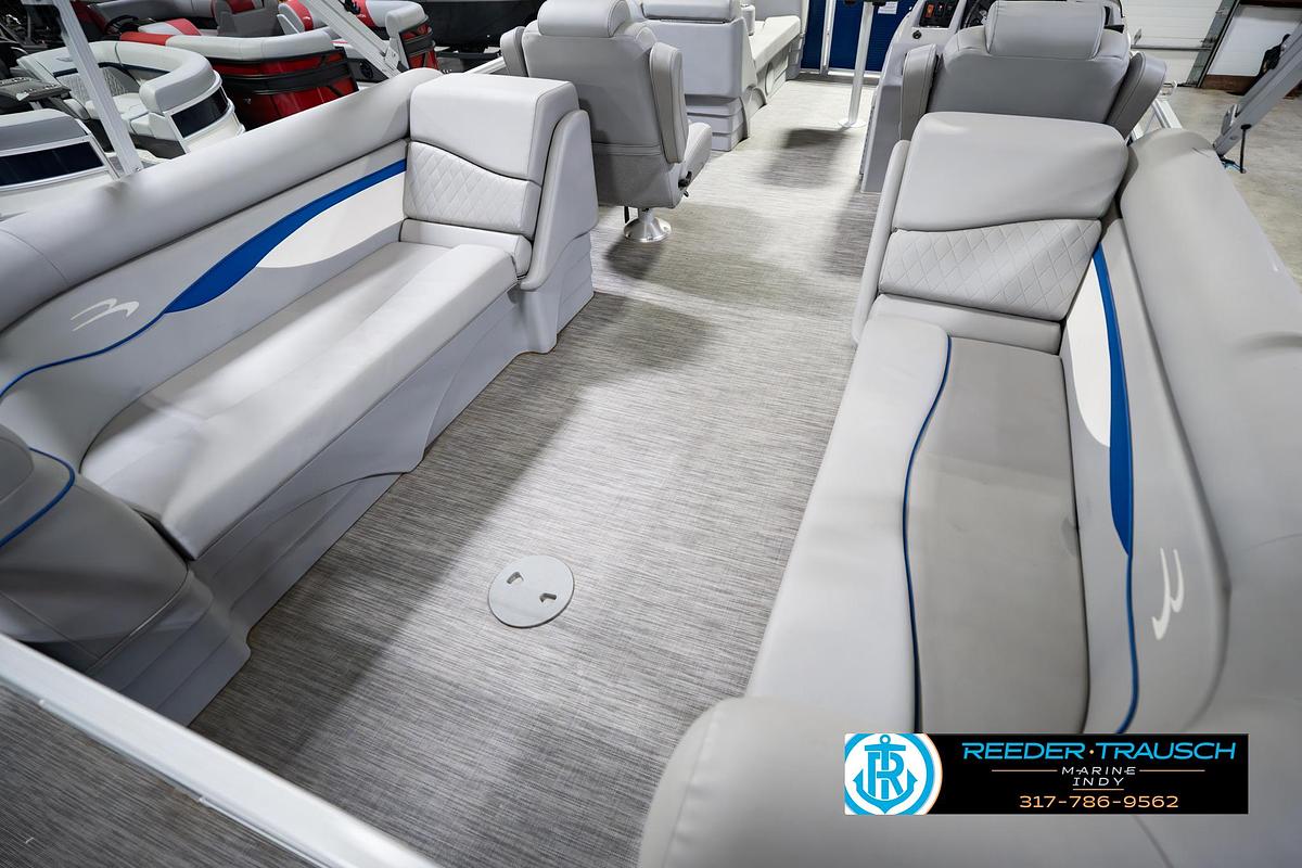 Used 2021 Bennington 22 SVSR
