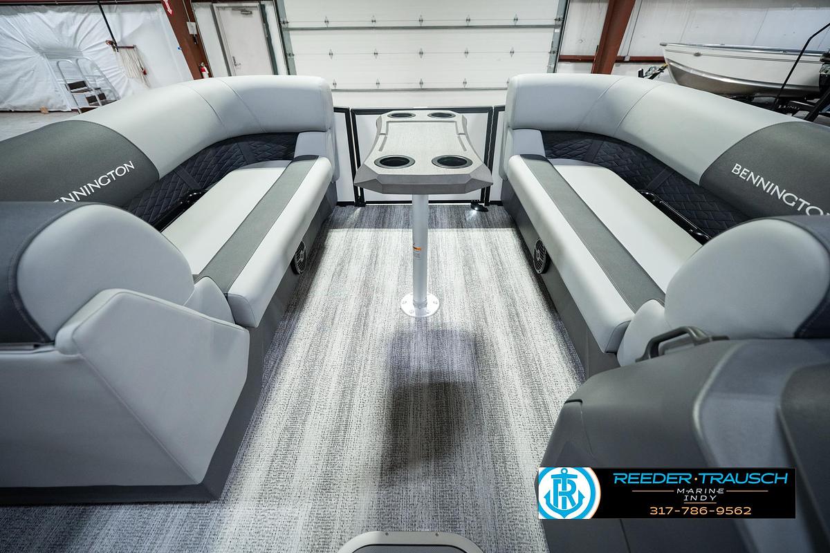 2027 Bennington 22 SSR