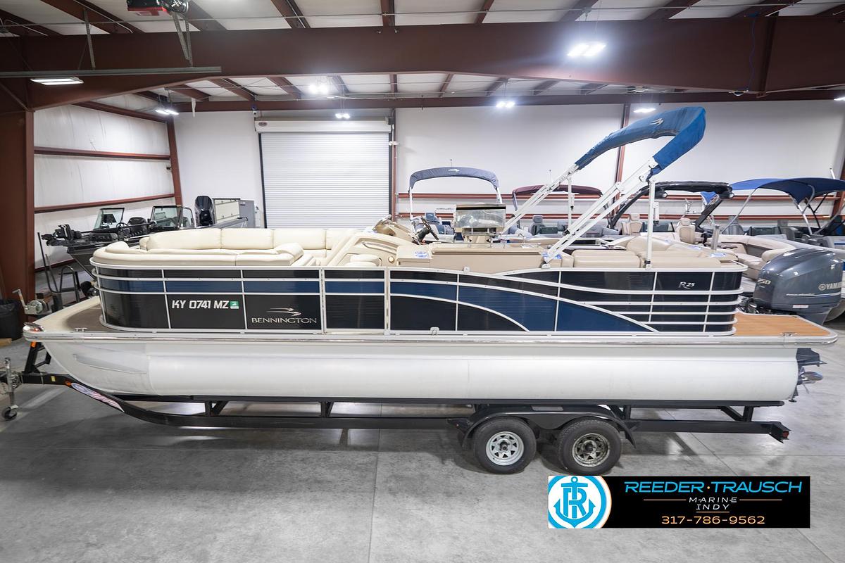 Used 2014 Bennington 2550 RCB