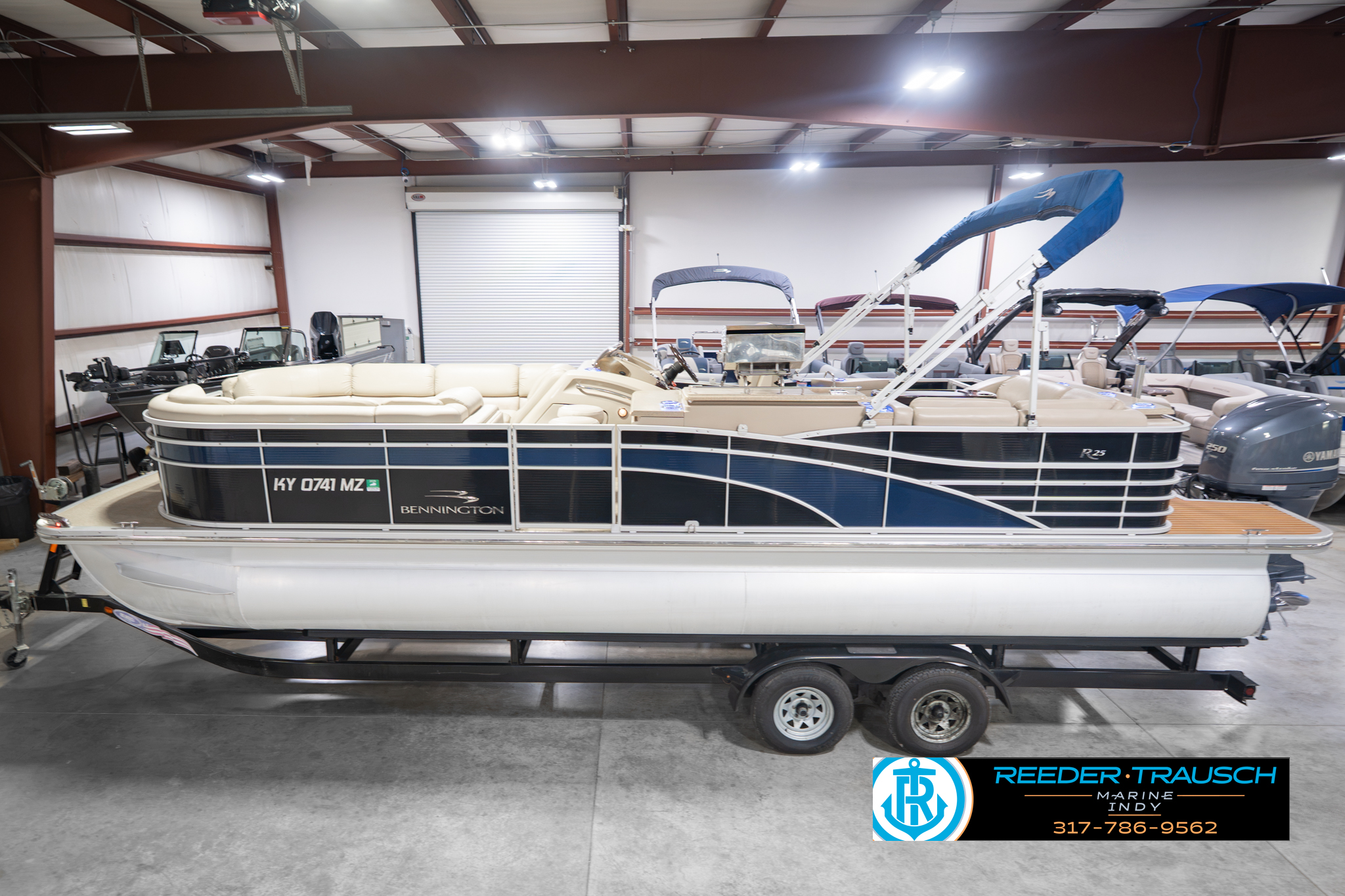 Used 2014 Bennington 2550 RCB