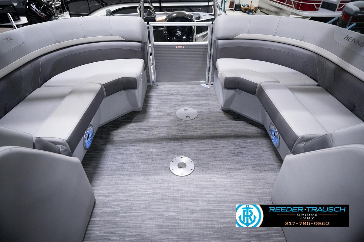 Used 2023 Bennington 23 SXSR