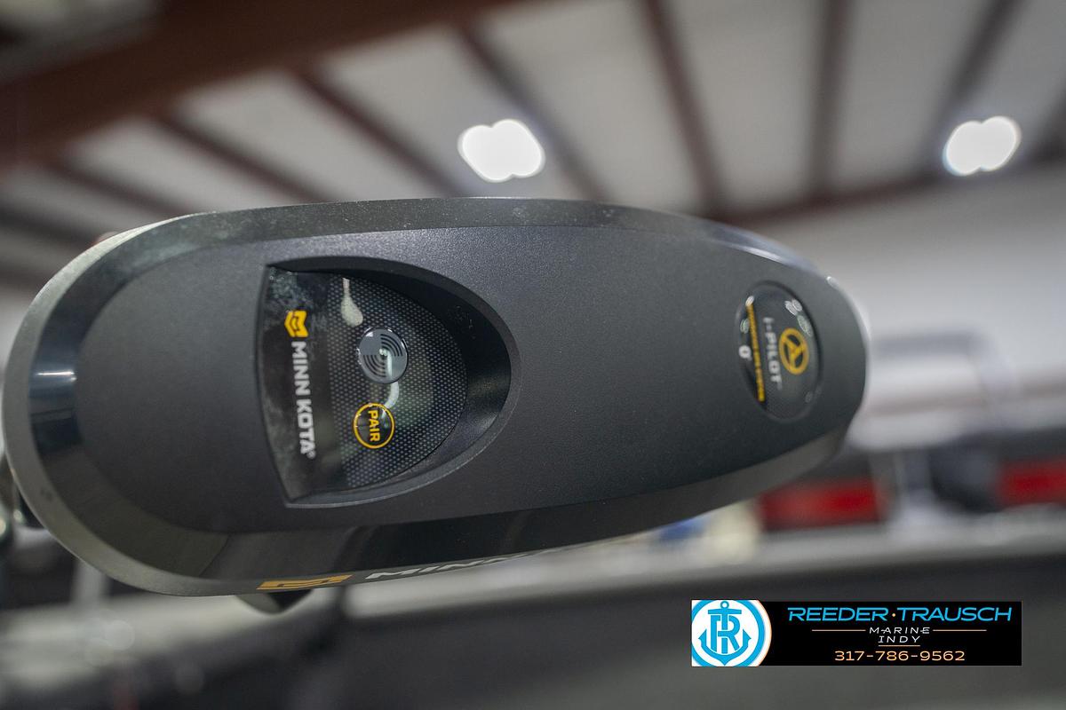 Used 2023 Lund 1875 Impact XS