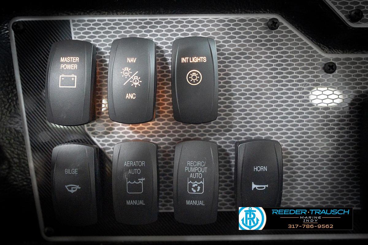 2026 Lund 2275 Baron