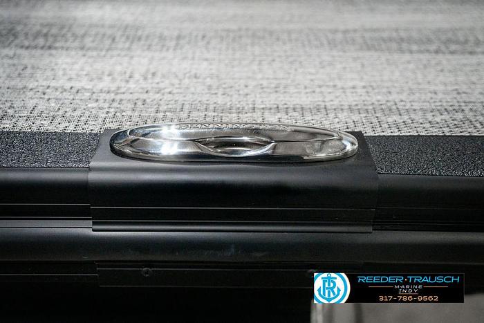 2025 Bennington 24 MFB