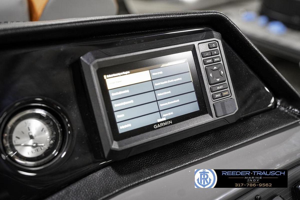 2025 Bennington 21 SSR