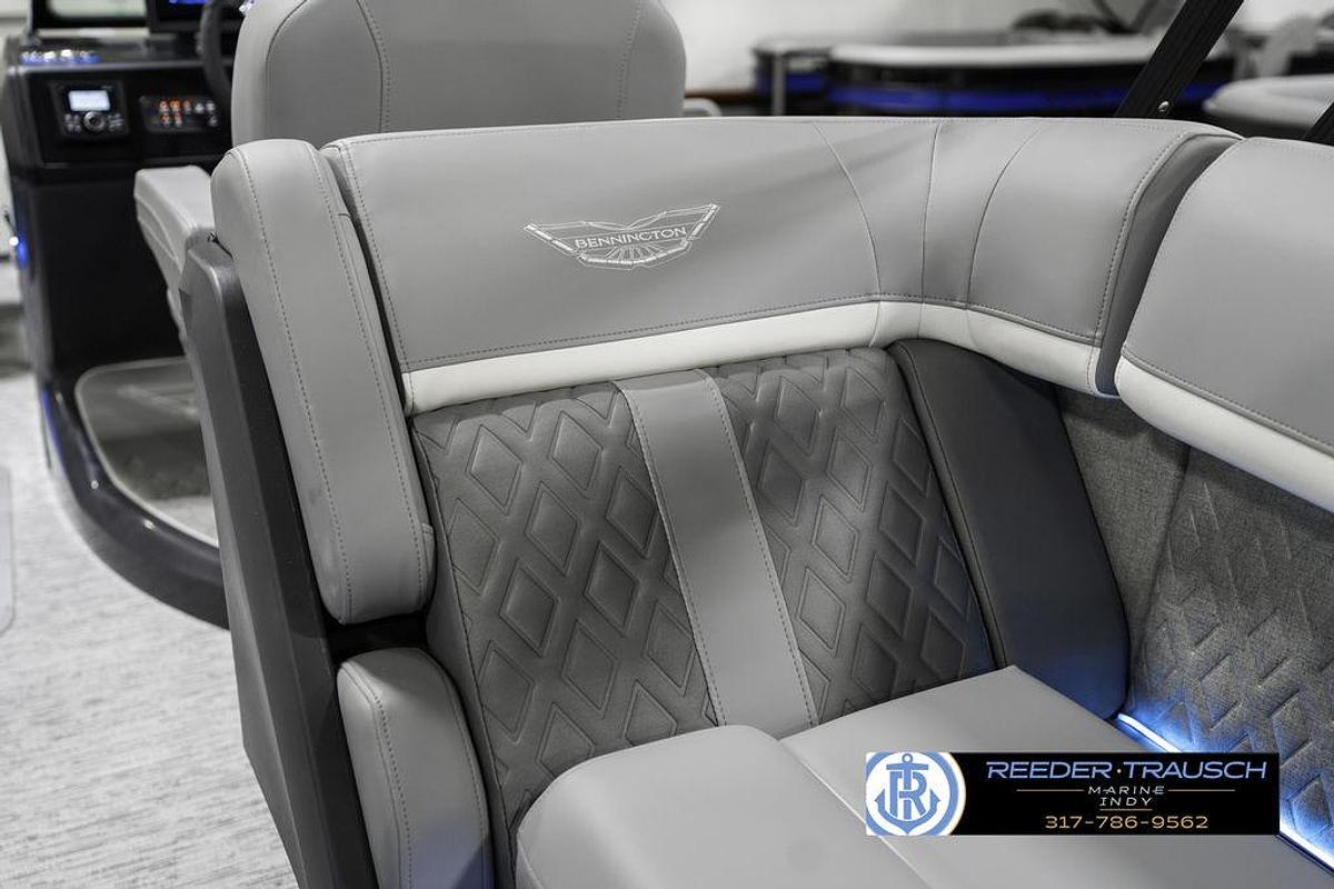 2025 Bennington 22 MFB