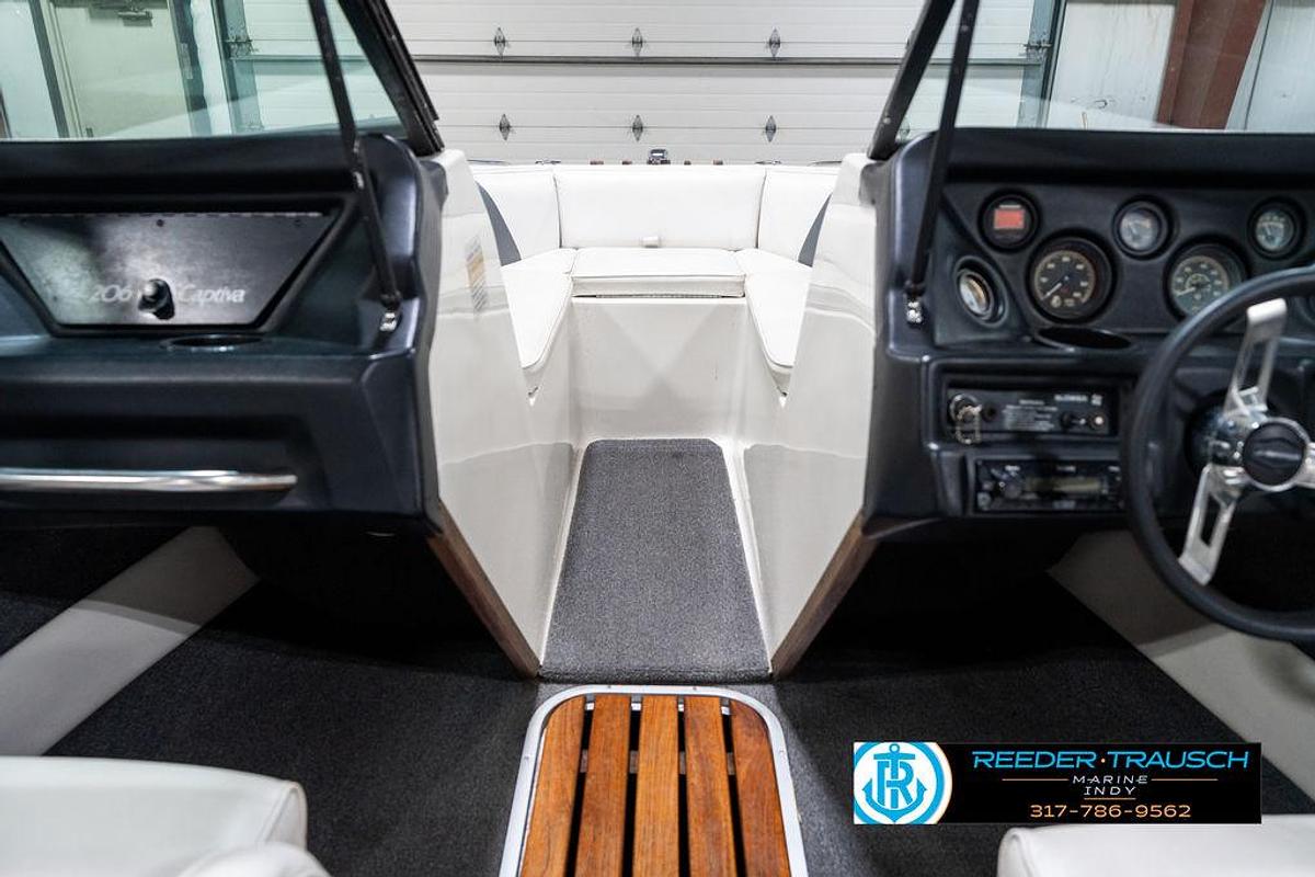 Used 1990 Rinker 206 Captiva