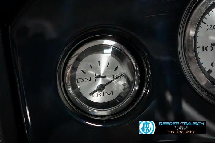 2025 Bennington 22 SLSE