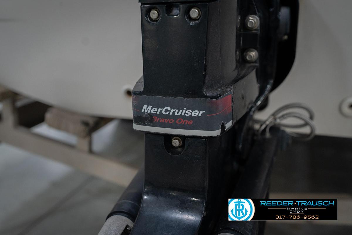 Used 2002 Hurricane SS232