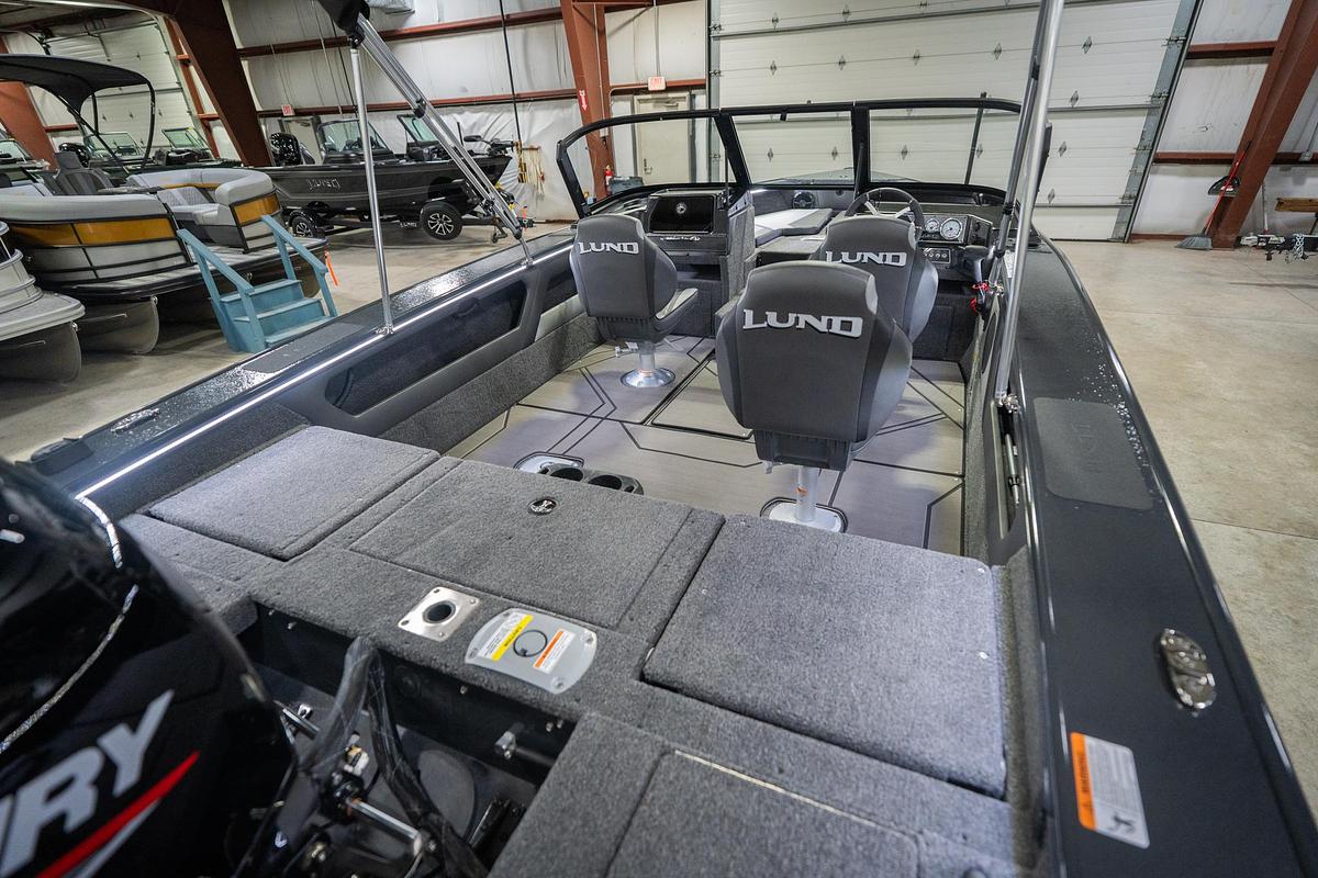 2026 Lund 1875 Crossover XS