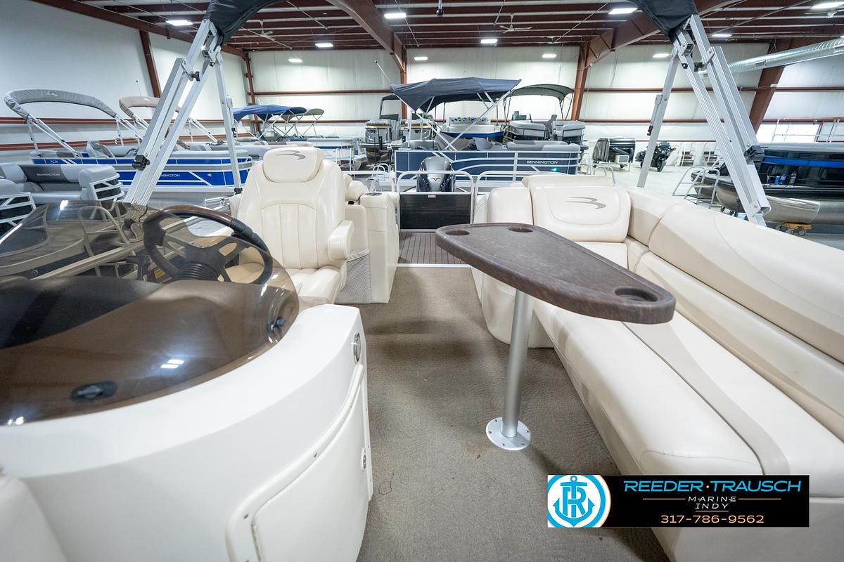 Used 2014 Bennington 2275 GCW