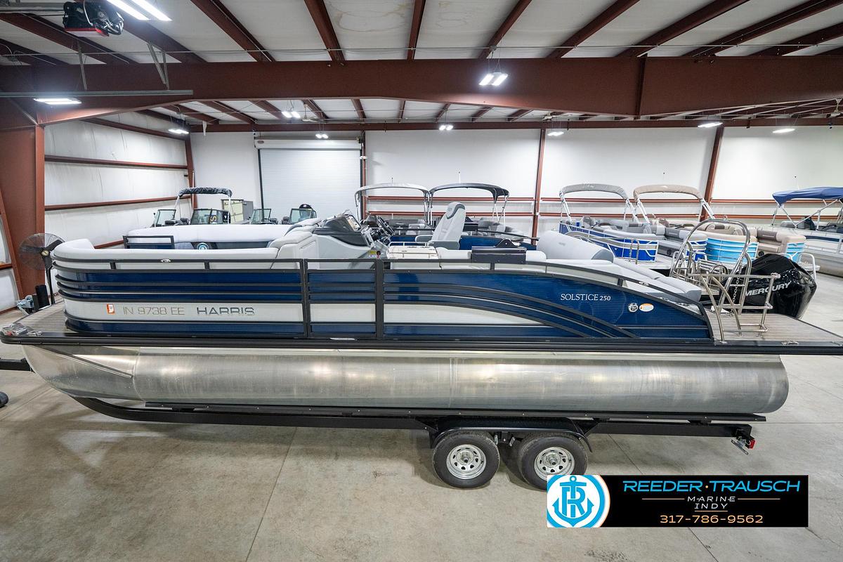 Used 2020 Harris Solstice