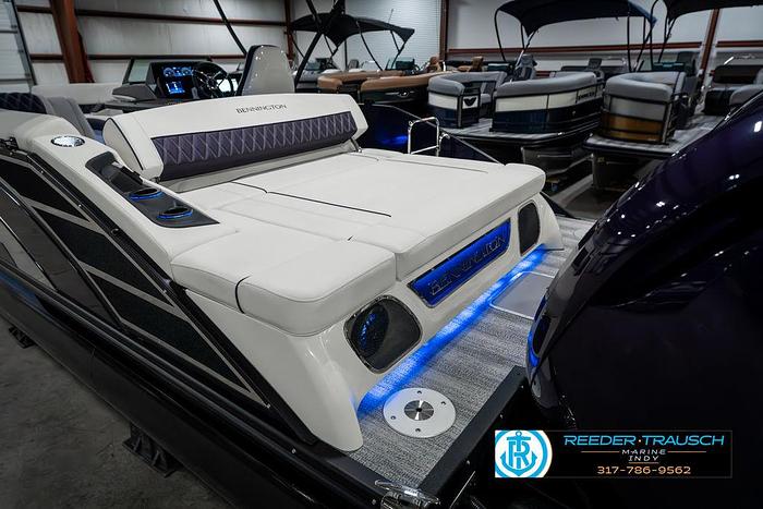 2025 Bennington QX SB T2