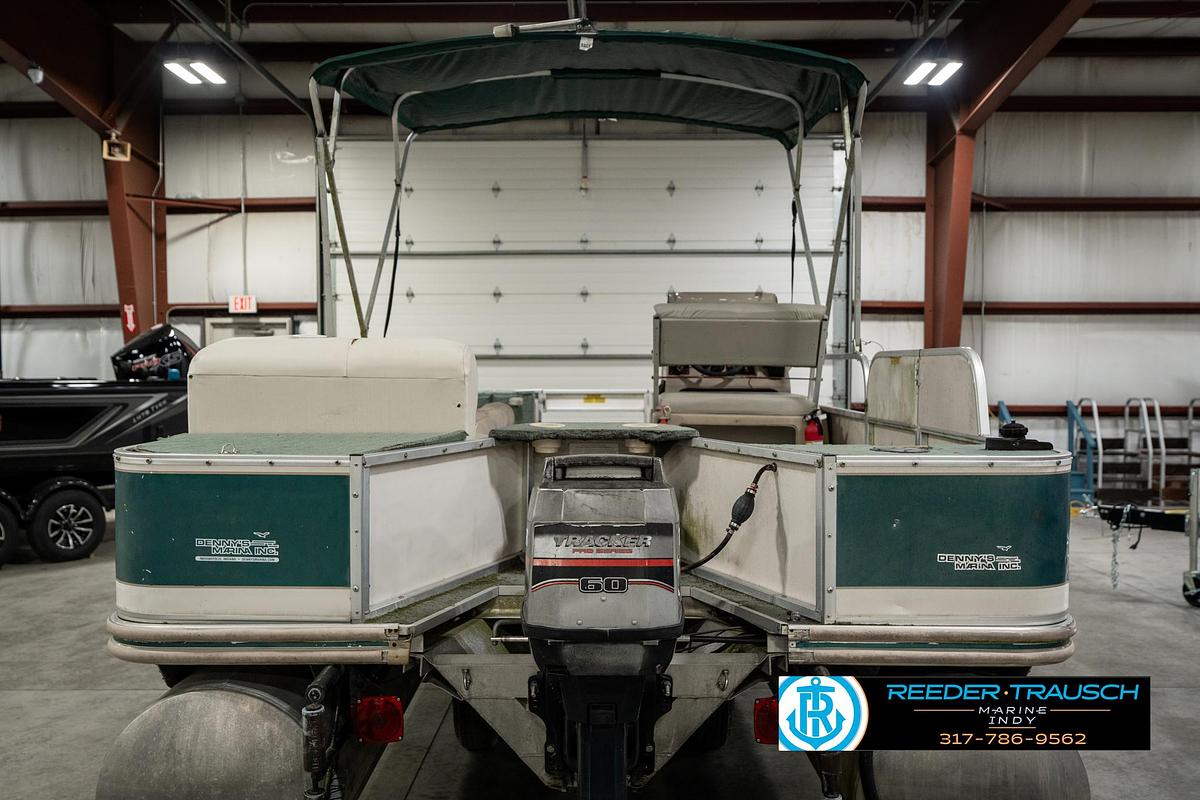 Used 1998 Fisher Freedom 200 Fish