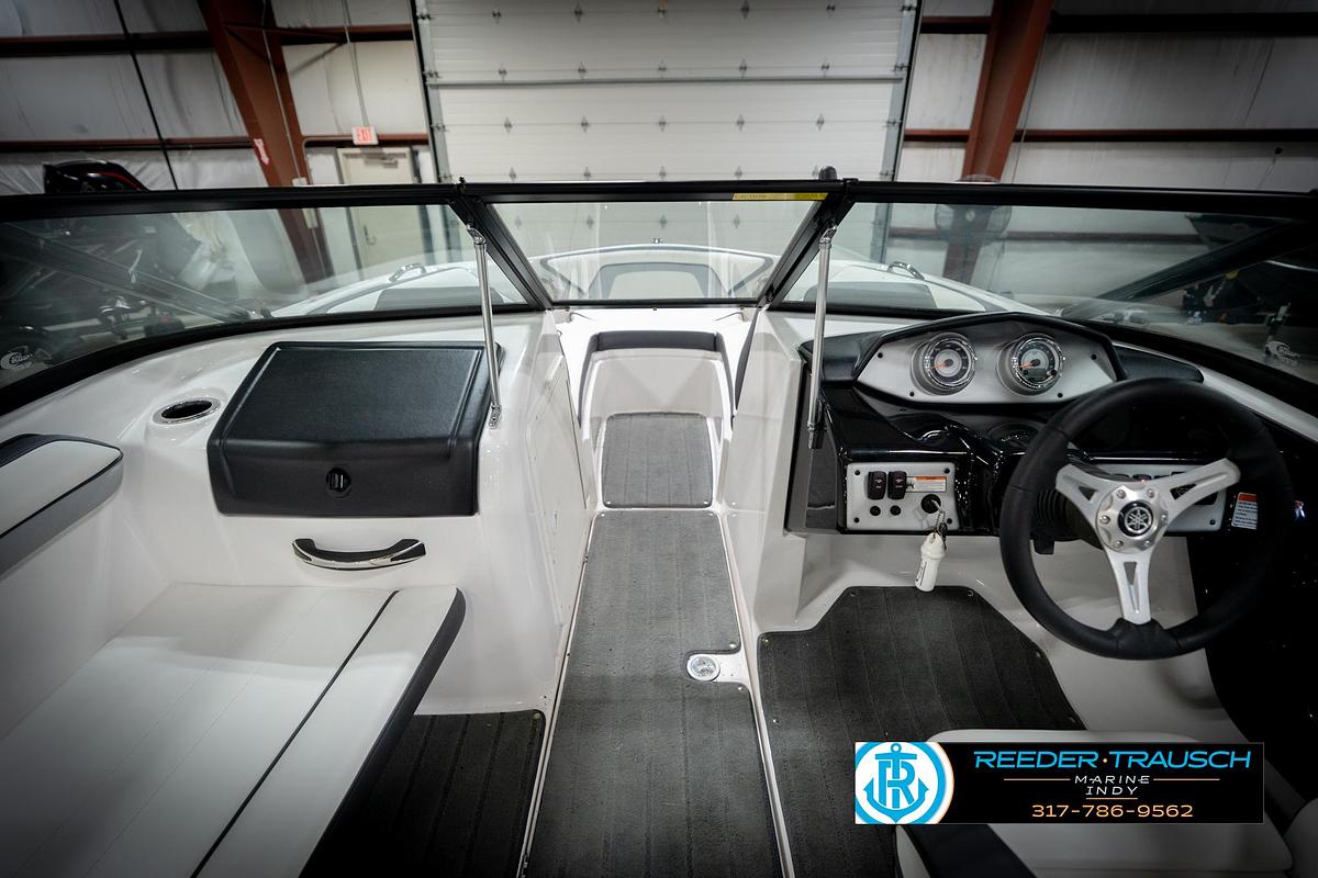 Used 2015 Yamaha AR192