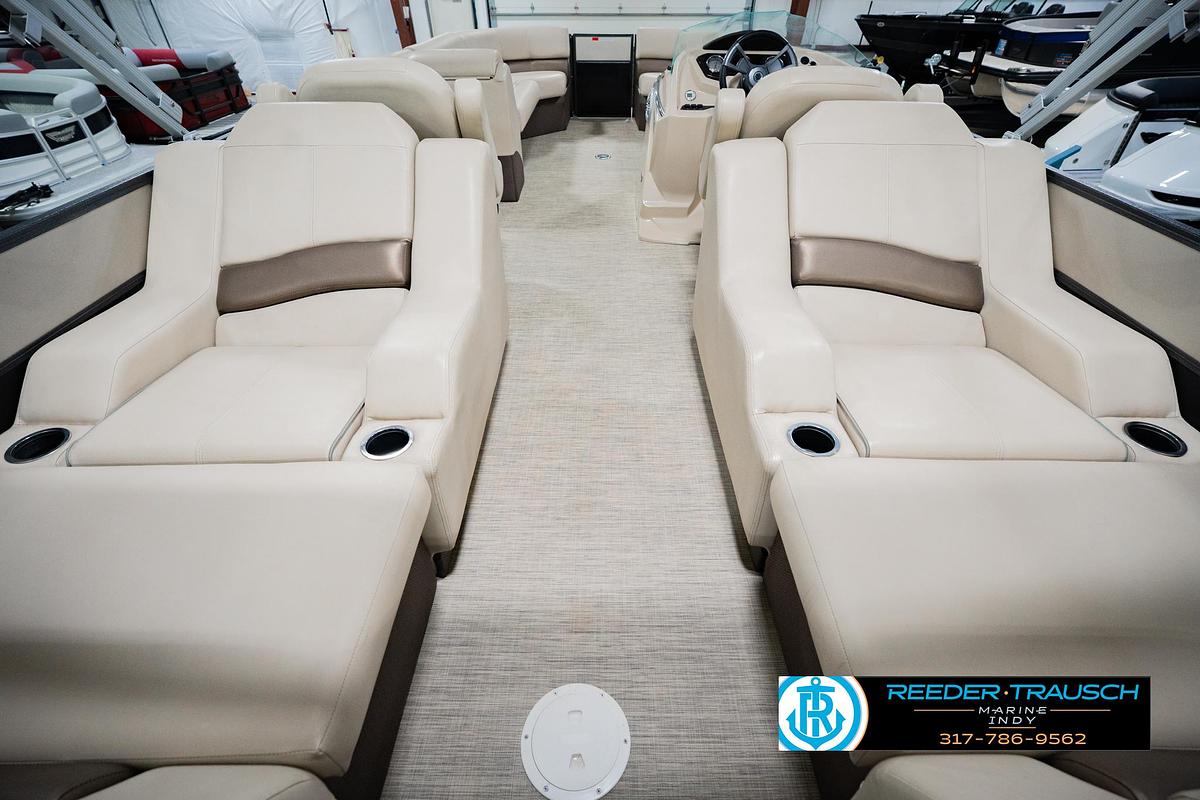 Used 2016 Crest 250 SLR2