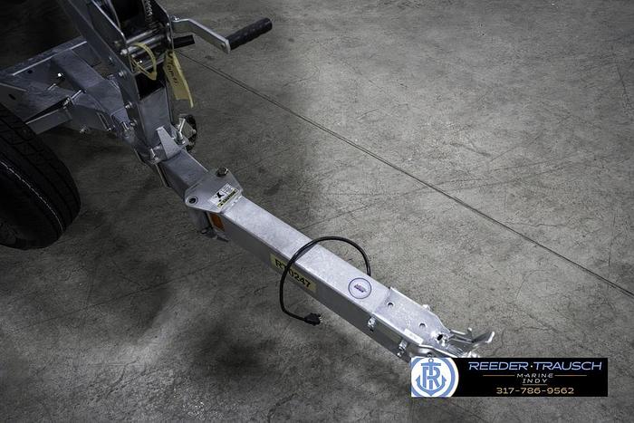 Used 2023 Lowe FM 1775