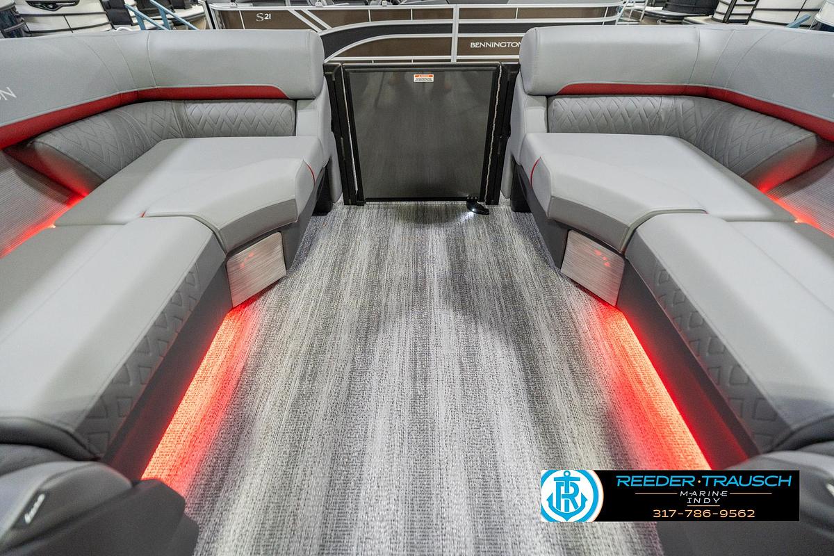 2026 Bennington 22 MFB