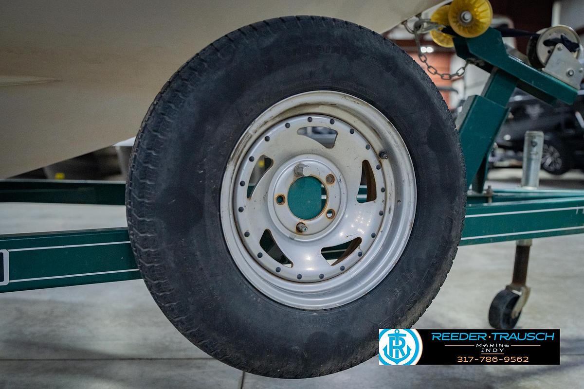 Used 2004 Tahoe 204I