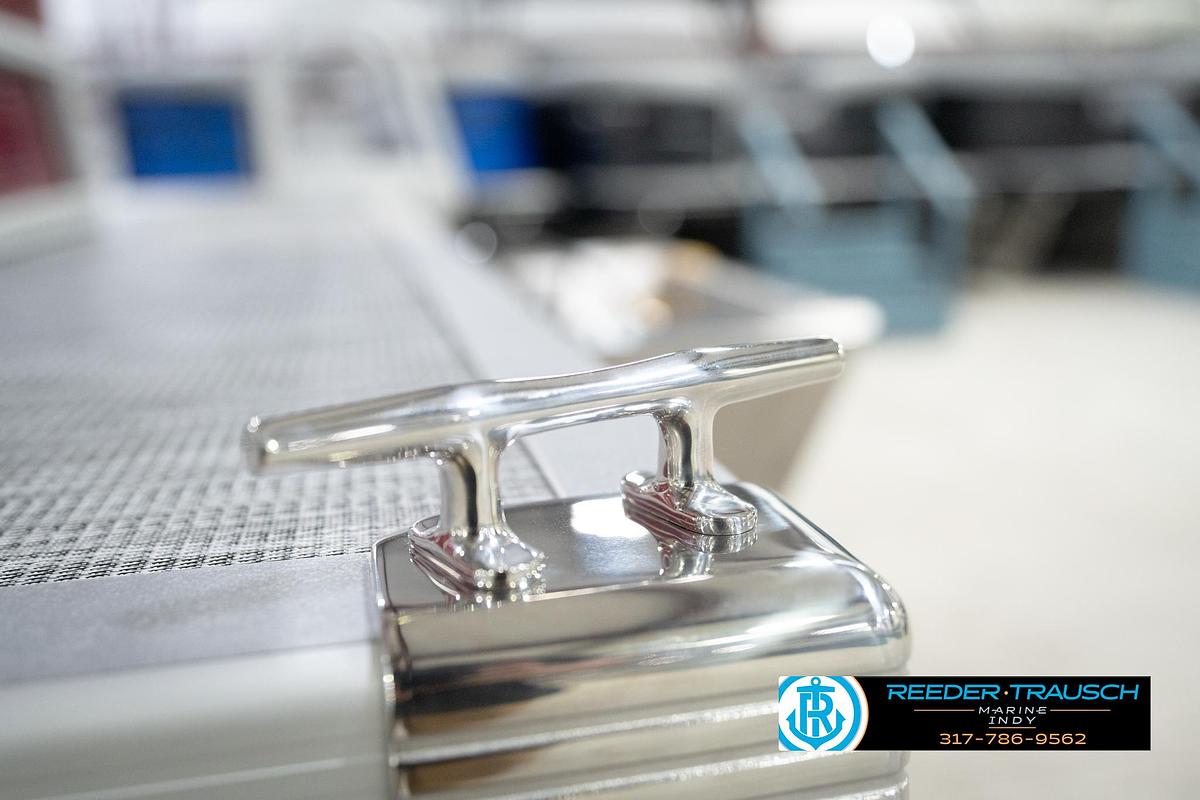 2026 Bennington 20 SL