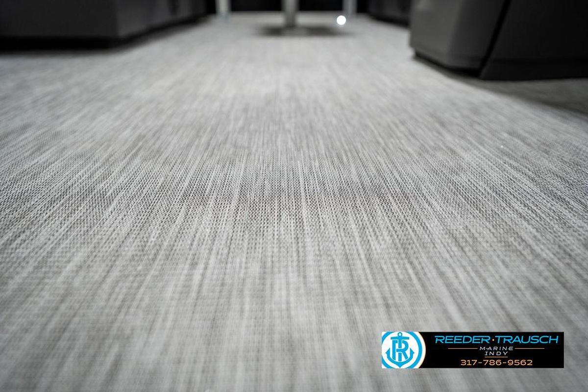 2025 Bennington 22 SSB