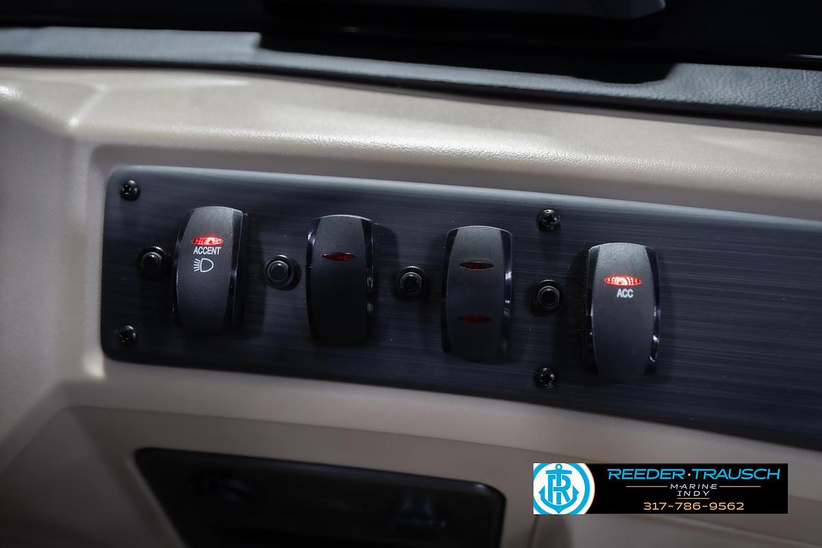 2026 Bennington 168 SLJ