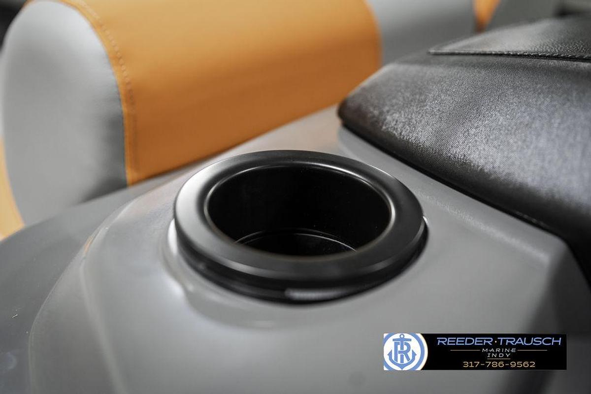 2025 Bennington 21 SSR