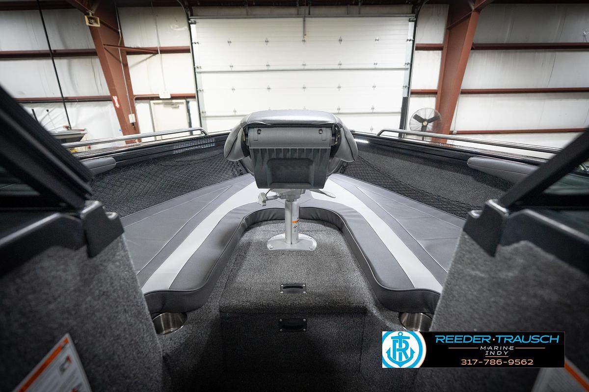 2026 Lund 2275 Baron