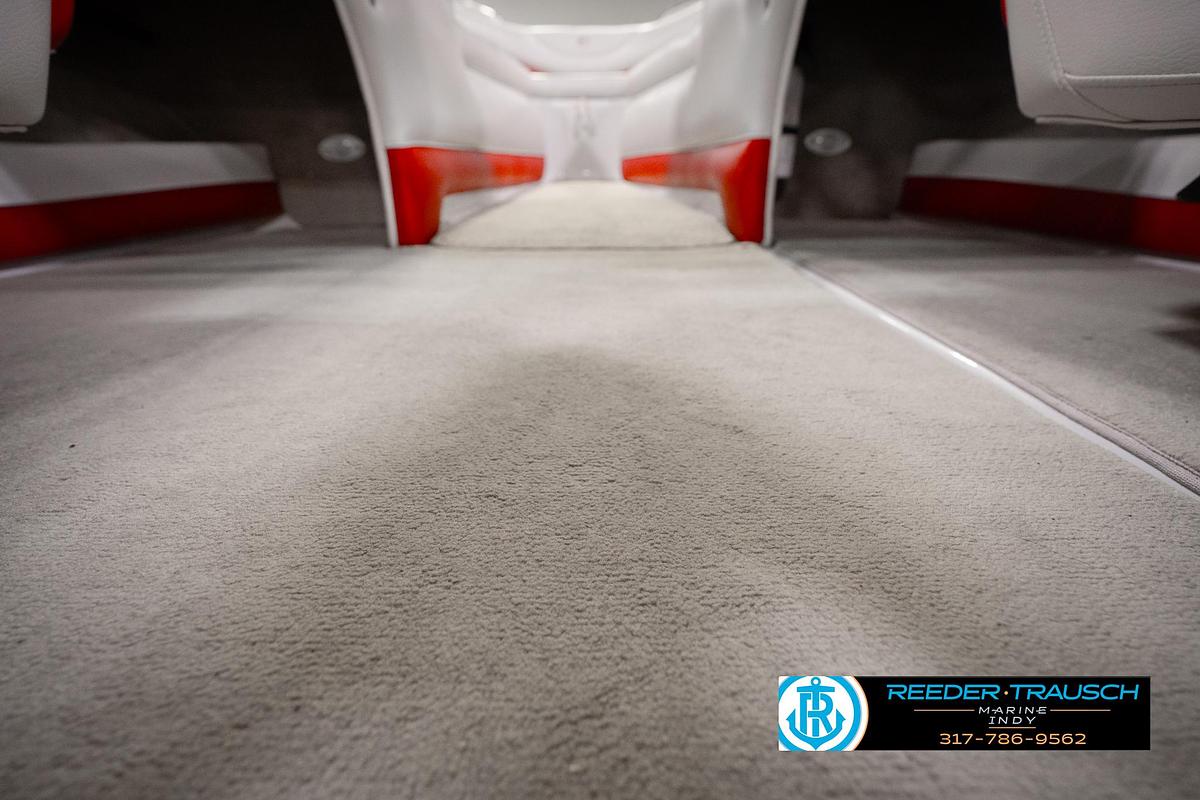 Used 2012 Crownline 21SS-11