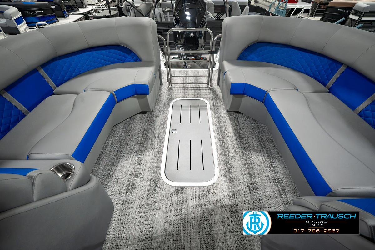 Used 2025 Bennington 25 L Bowrider